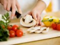 Giải mã ý nghĩa giấc mơ thấy mình nấu ăn