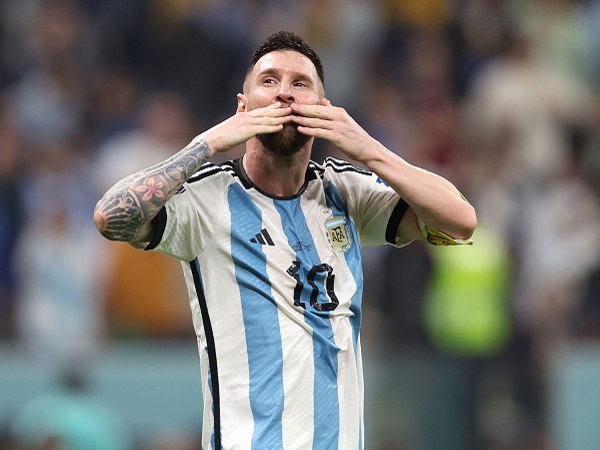 Tin bóng đá 15/12: Messi chạy ít nhất ở trận gặp Croatia