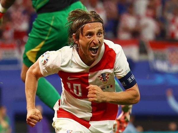Bóng đá Euro 25/6: Modric lập kỷ lục EURO trong ngày buồn của Croatia