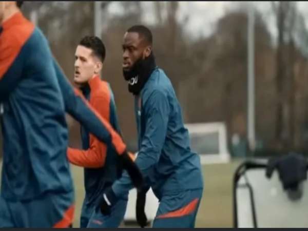 Tin bóng đá: Justin Hubner được đôn lên đội 1 Wolves