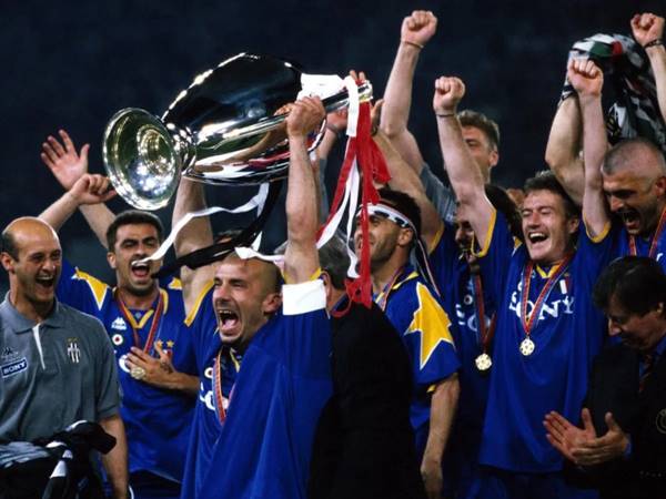 Juventus vô địch C1 vào năm nào?