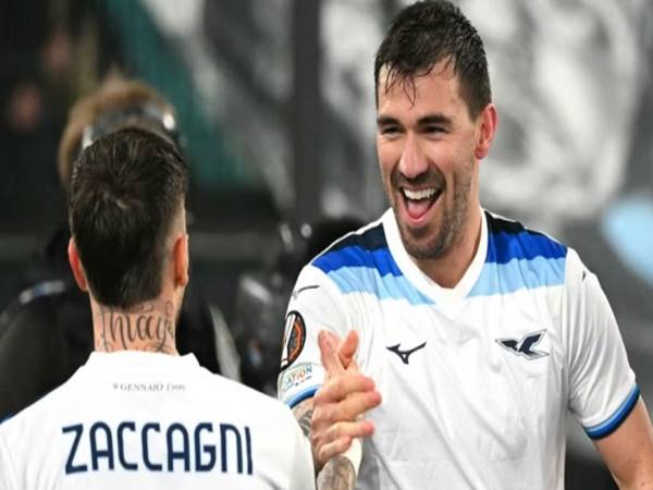 Tin bóng đá 14/4: Lazio chính thức giành vé vào tứ kết Cup C2