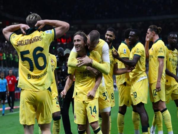 Luka Modric ghi bàn quyết định