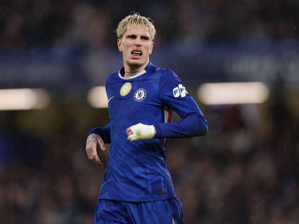 Rời Old Trafford khởi đầu mới hay áp lực mới? Rời Old Trafford khởi đầu mới hay áp lực mới?