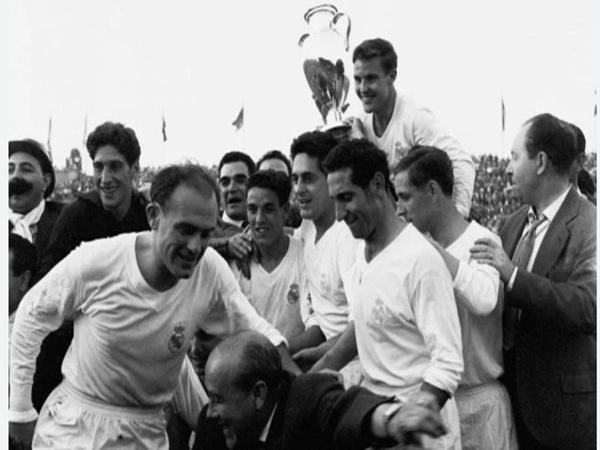 Real Madrid vô địch C1 mấy lần?
